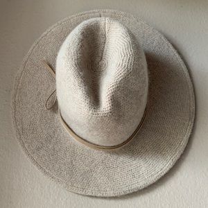 Universal Thread Tan Floppy Knit Wide Brim Hat